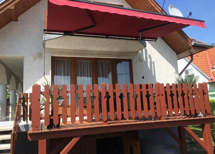 Ferienhaus Horizont Nyaralohaz Vonyarcvashegy