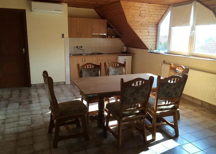 Horizont Nyaralohaz *