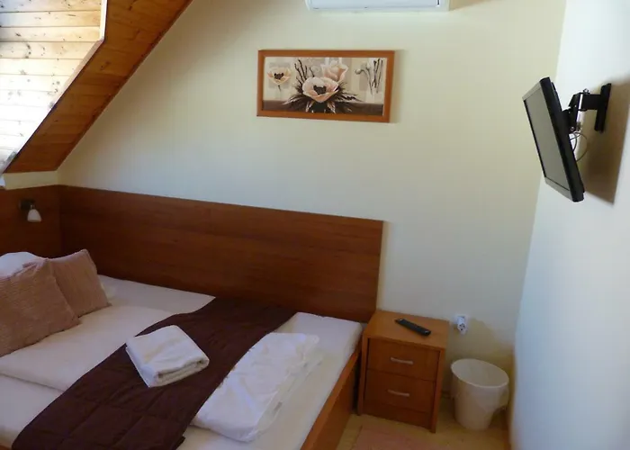 Horizont Nyaralohaz Vonyarcvashegy